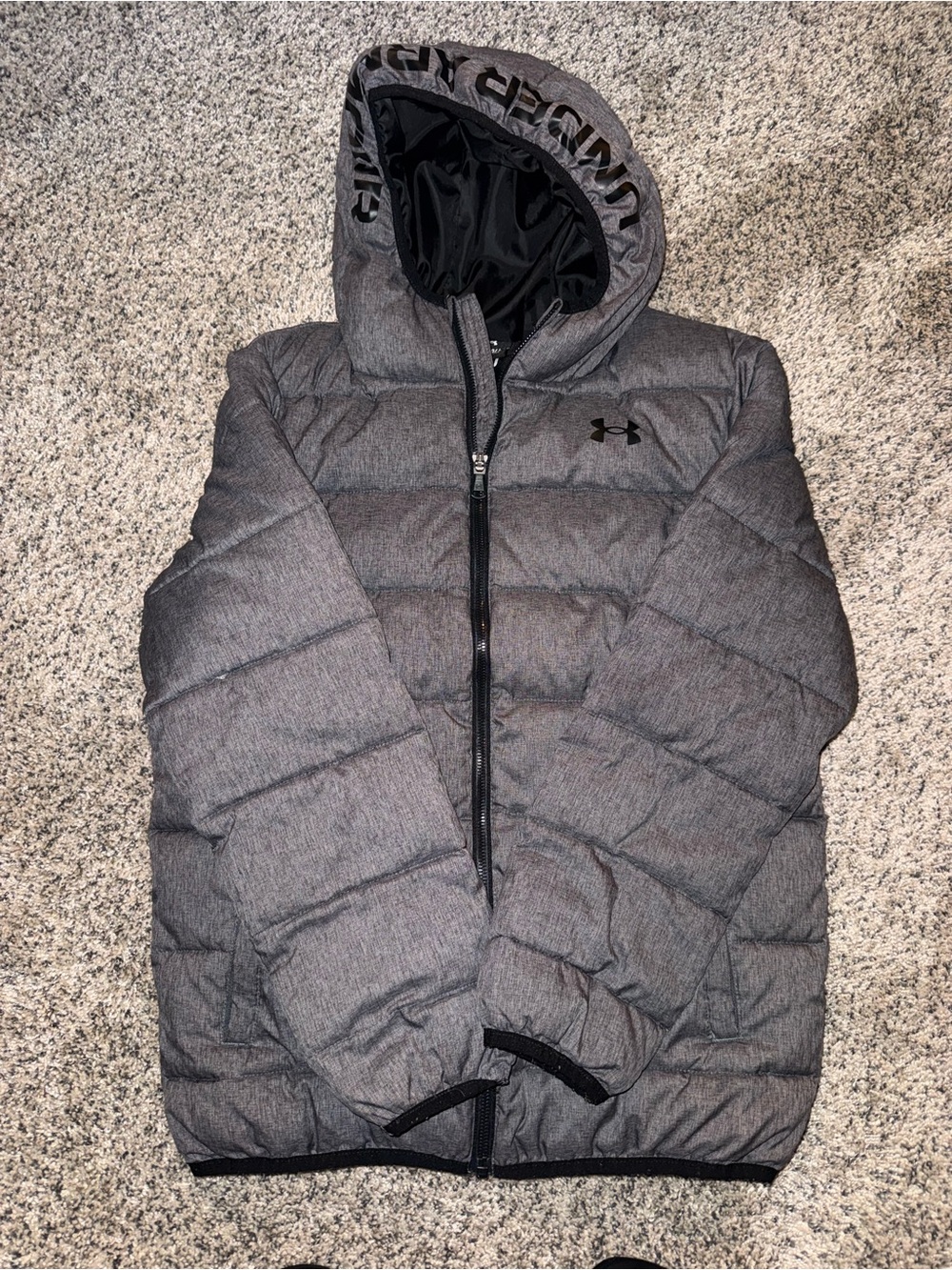 Under Armour Kids' Gray Puffer Jacket with Hood Youth Large